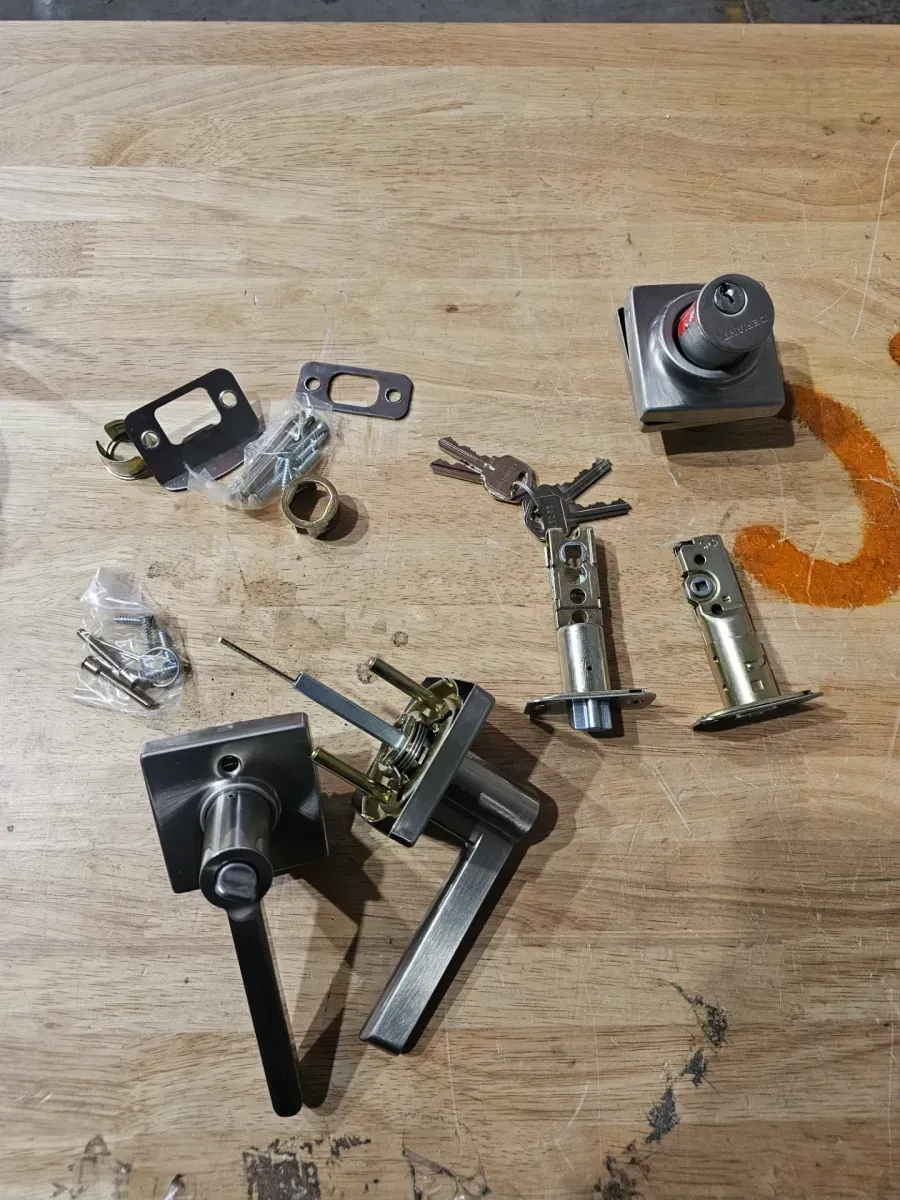 Tonebridge Satin Nickel Single Cylinder Combo Pack with Square Rose - image 2