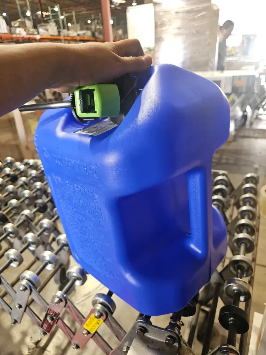 5 Gal. Smartcontrol Kerosene Can with Rear Handle, Blue Fuel Container - image 3