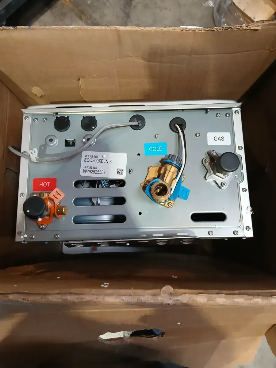 Performance Plus 9.5 GPM Smart Non-Condensing Outdoor Natural Gas Tankless Water Heater - image 3