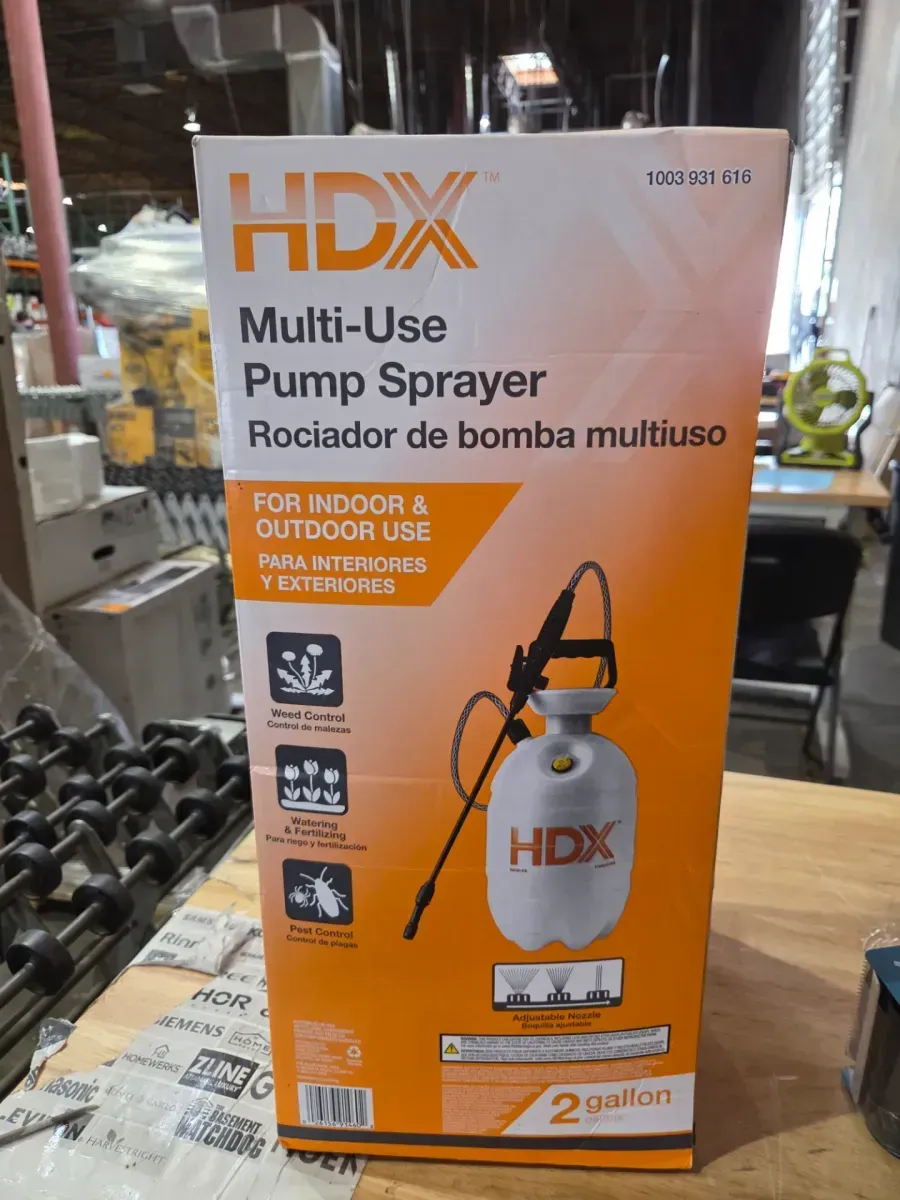 IMAGE Weed Killer for Southern Lawns (1 Qt) with HDX Pump Sprayer Bundle - image 3