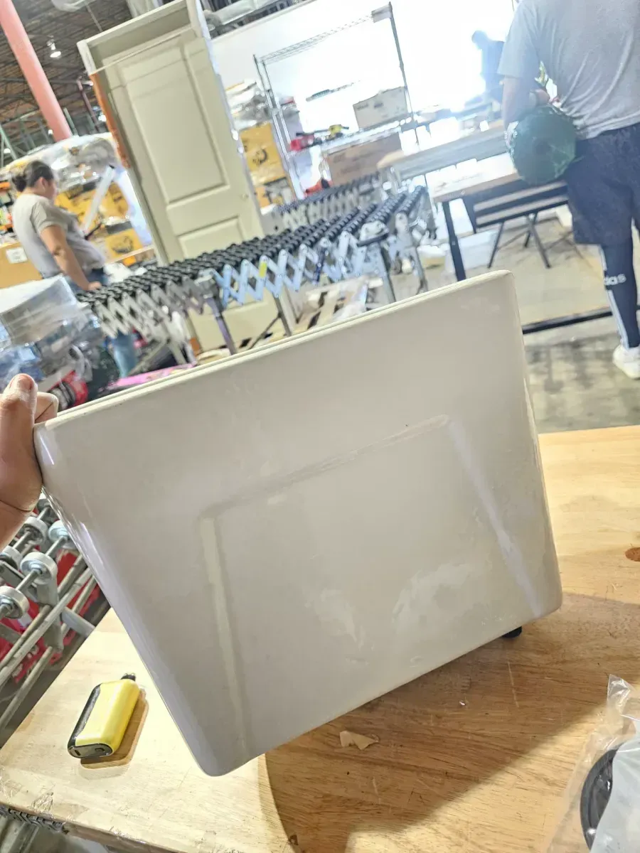 American Standard Cadet 3 Toilet Tank in White (Colony3 1.28 GPF Single Flush Toilet Tank Only with Pressure Assisted Flushing Technology in White) - image 5