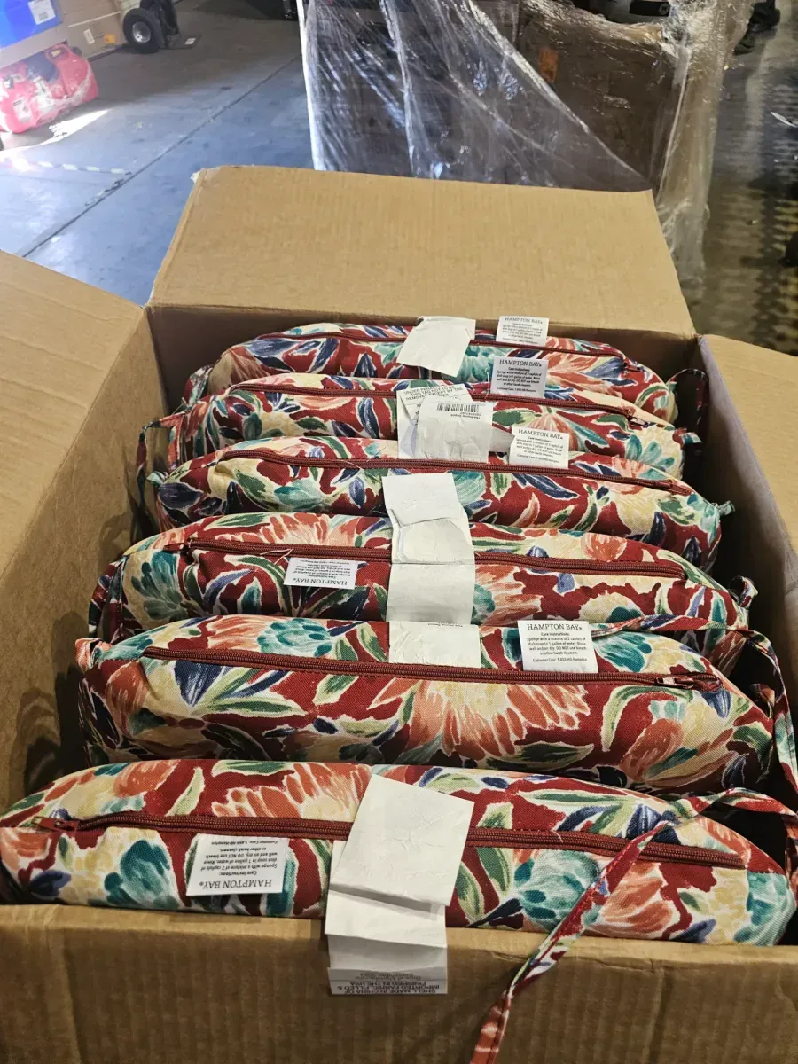 Arden Selections Leala Texture Outdoor Dining Chair Cushion (20 in. W x 20 in. D Universal Outdoor Seat Pad in Chili Floral) - image 5