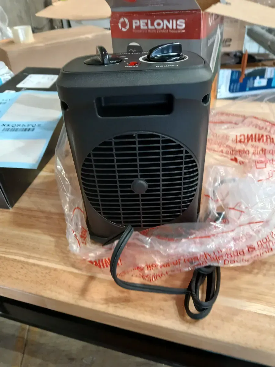 Pelonis Electric Heater Set: Portable Ceramic & Tower Space Heaters (1500-Watt 23 in. Digital Tower Ceramic Heater and 9 in. Personal Space Heater Combo) - image 4