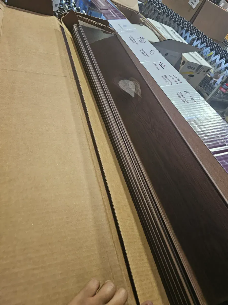 Rustic Brown Oak Wood-Look Flooring Planks - image 3