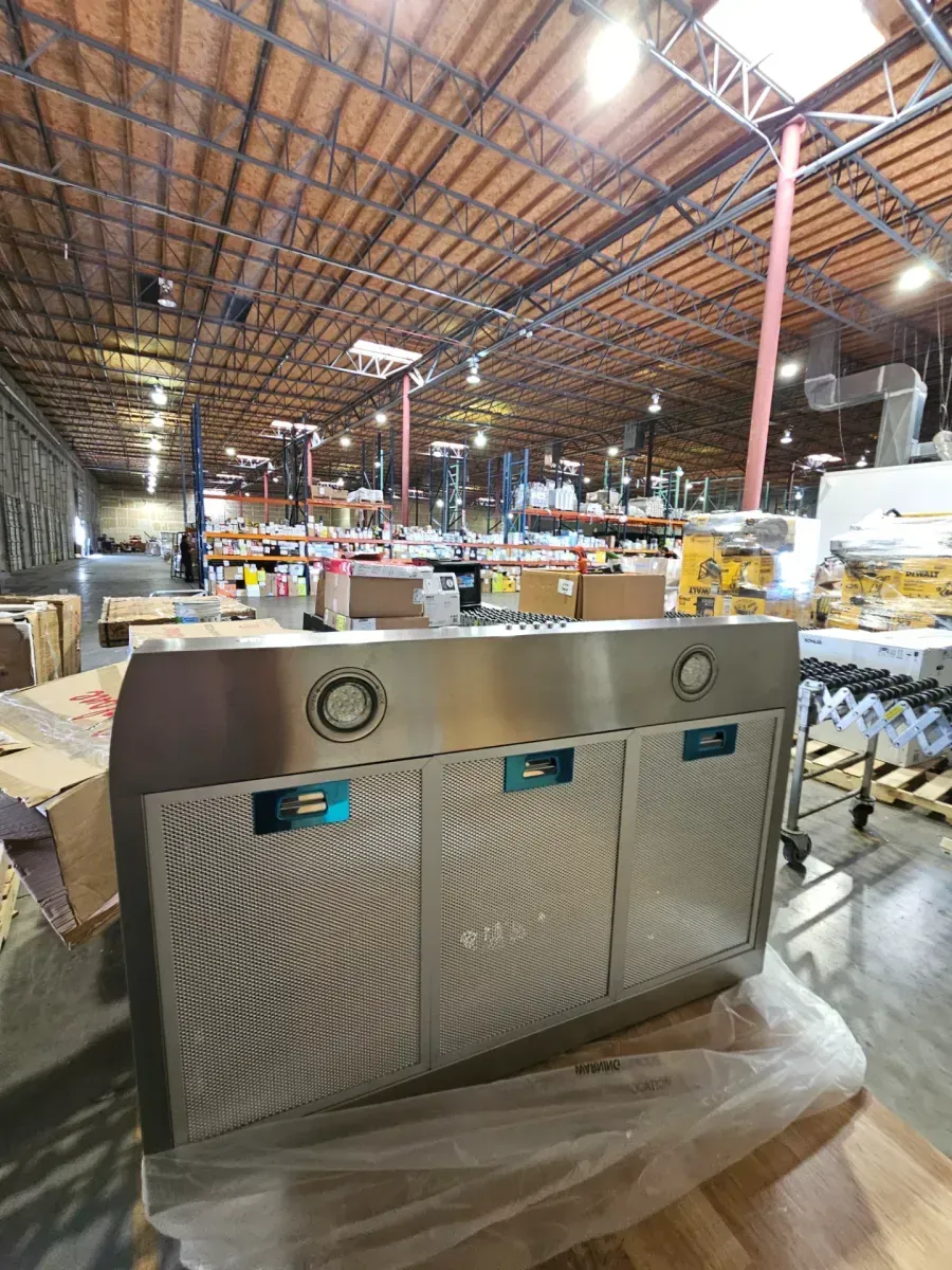 Classic 30 in. 300 CFM Undermount Range Hood with LED Light in White - image 2