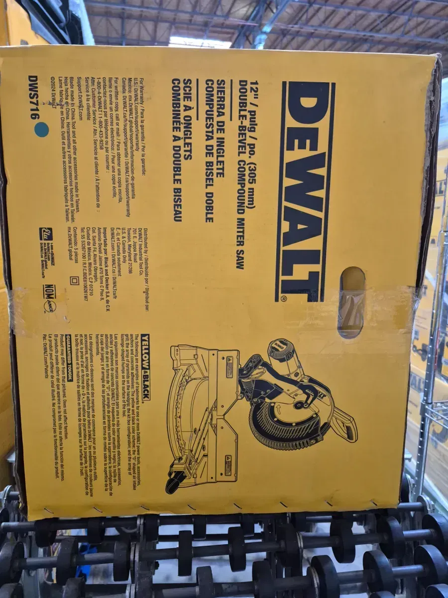 DeWalt DWS715 12-Inch Single-Bevel Compound Miter Saw (15 Amp Corded 12 in. Compound Double Bevel Miter Saw) - image 2