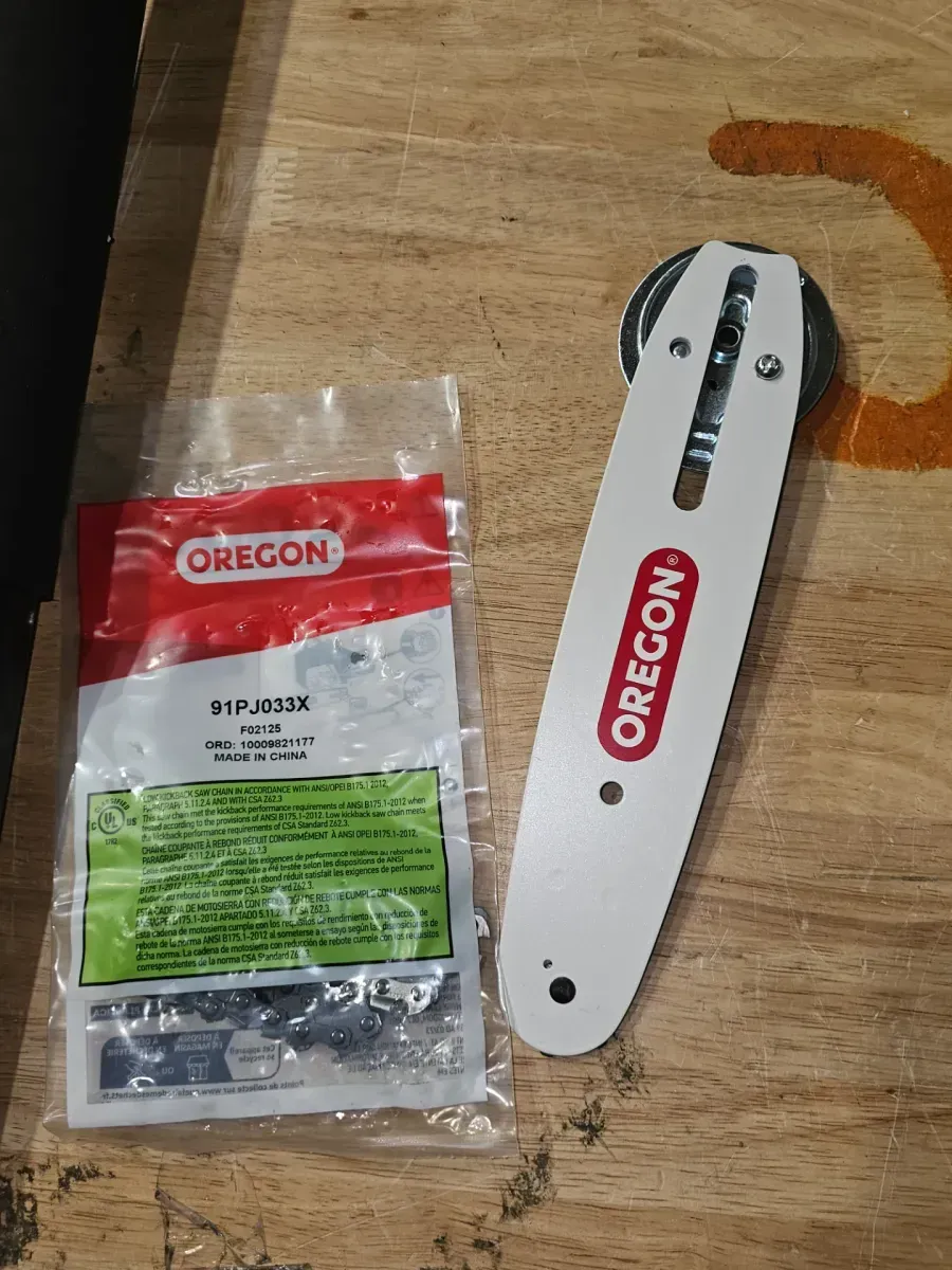 PS750 8 in. 6.5-Amp Electric Lightweight Corded Pole Saw - image 2