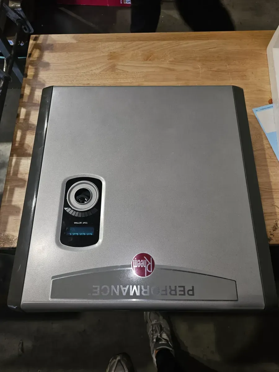 Performance 27 kW 5.27 GPM 240-Volt Self-Modulating Electric Tankless Water Heater - image 4