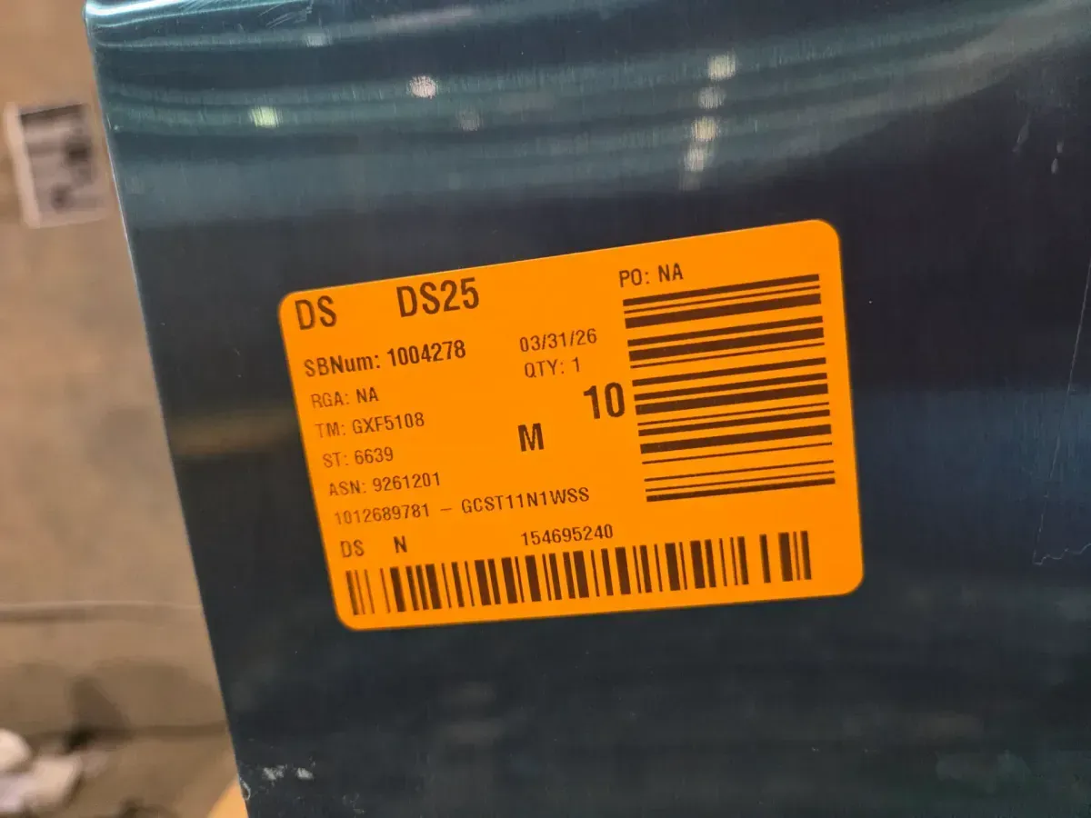 GE 1.1 Cu. Ft. Capacity Countertop Microwave Oven - image 4