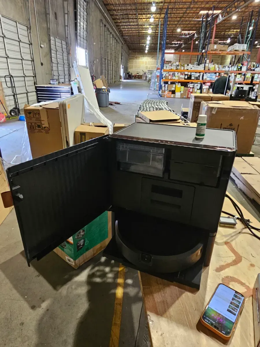 Roomba Combo® 10 Max robot + AutoWash™ dock - image 5