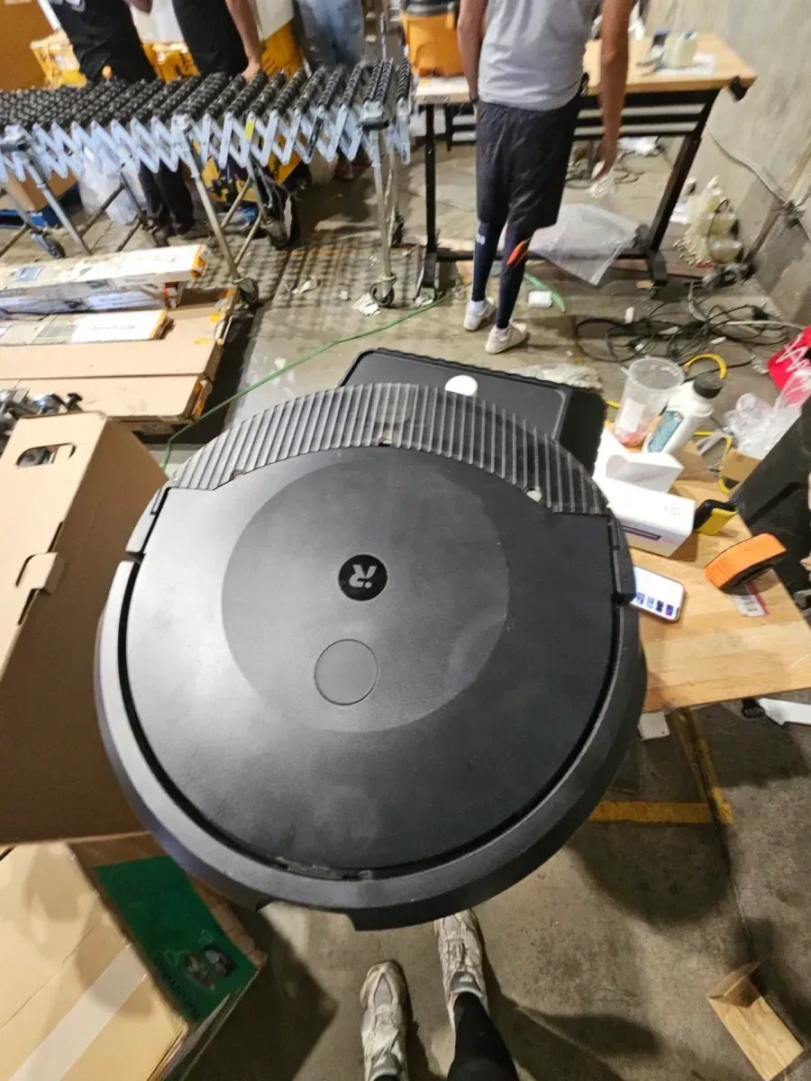 Roomba Combo® 10 Max robot + AutoWash™ dock - image 7