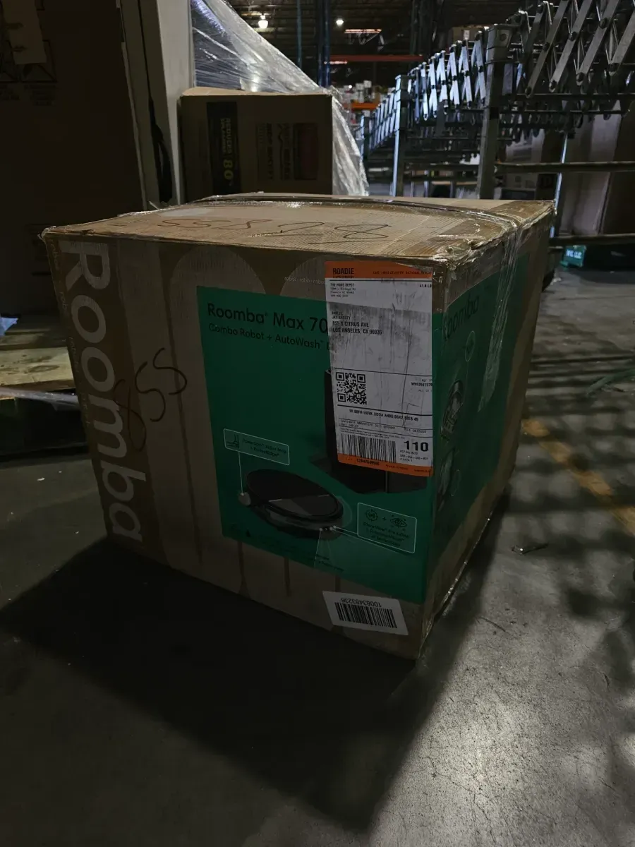 Roomba Combo® 10 Max robot + AutoWash™ dock - image 9