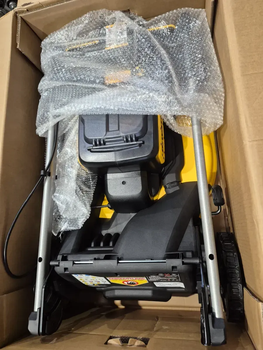 2x20V MAX 21 in. Cordless Battery Powered Push Lawn Mower Kit with (2) 10 Ah Batteries and Chargers - image 5