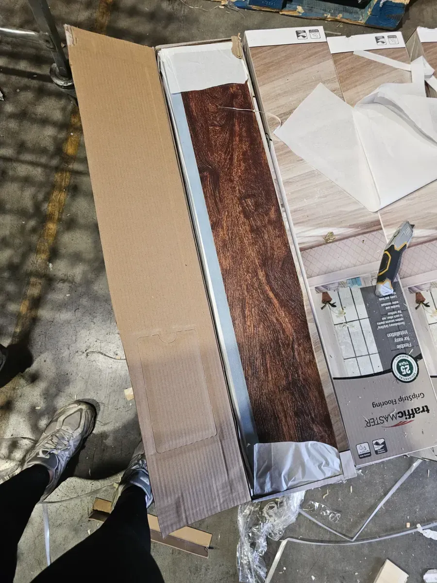 *** 20 cases*** (480sq/ft)Cherry 4 MIL x 6 in. W x 36 in. L Grip Strip Water Resistant Luxury Vinyl Plank Flooring (24 sqft/case) - image 2