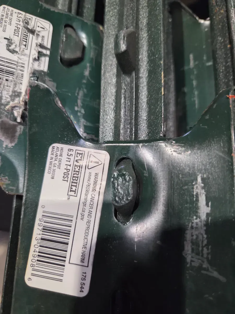 ***pack of 9***1-3/4 in. x 3-1/2 in. x 6-1/2 ft. Green Steel Fence T-Post with Anchor Plate - image 1