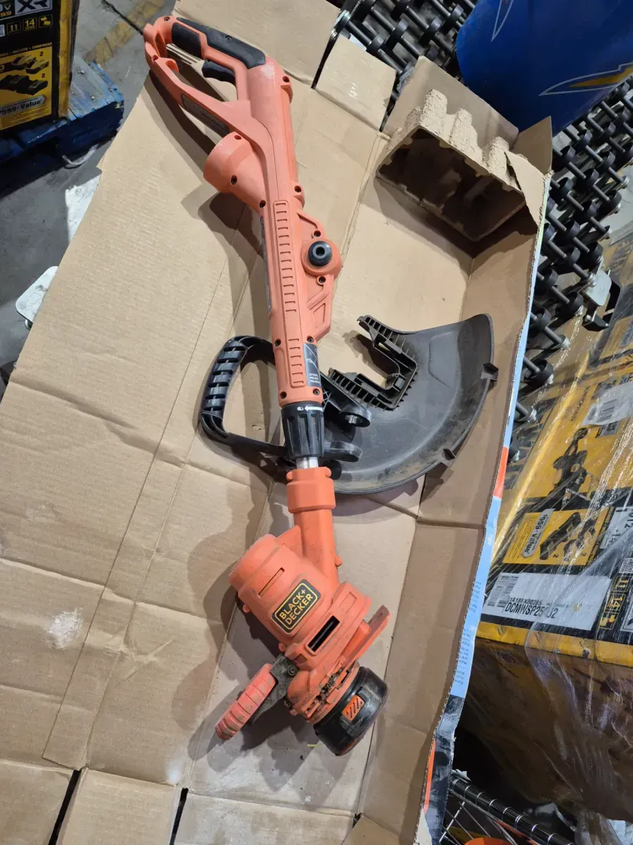 14 in. 6.5 AMP Corded Electric Single Line 2-in-1 String Trimmer & Lawn Edger with Automatic Feed and POWERDRIVE - image 5