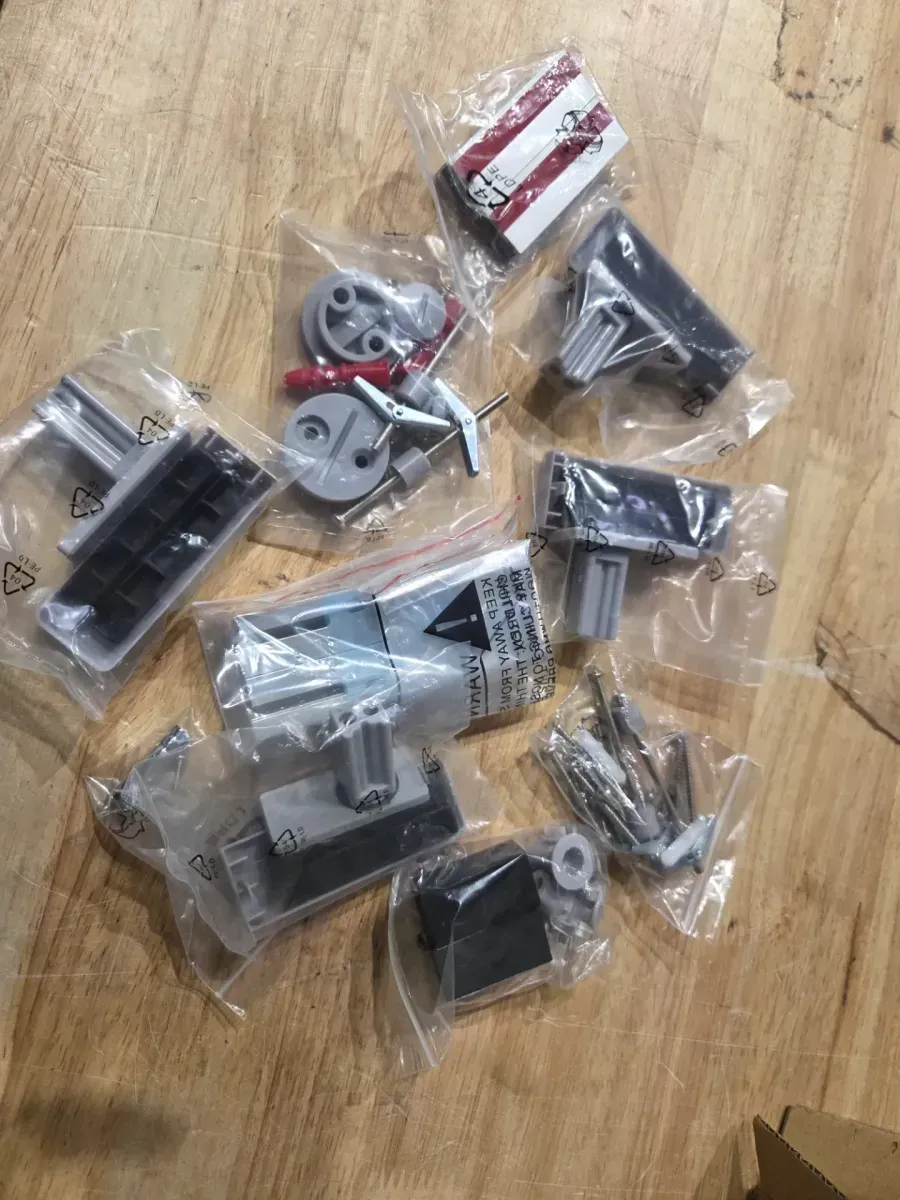 ***The lever is broken.*** Mallard 15 in. W x 25 in. H Single Door Rectangular Silver Aluminum Recessed/Surface Mount Medicine Cabinet with Mirror - image 2