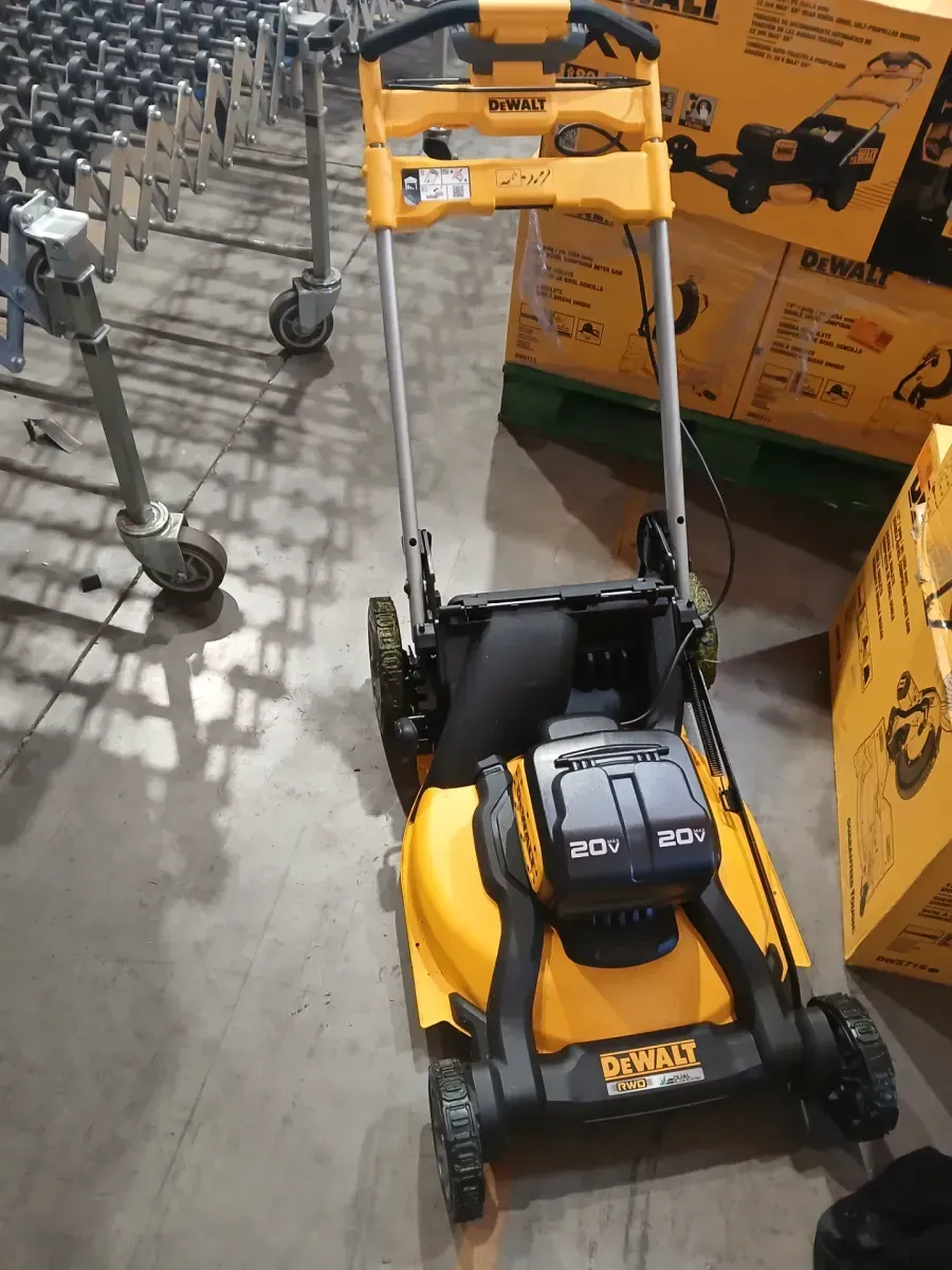 2x20V MAX 21 in. Cordless Battery Powered Push Lawn Mower Kit with (2) 10 Ah Batteries and Chargers - image 4