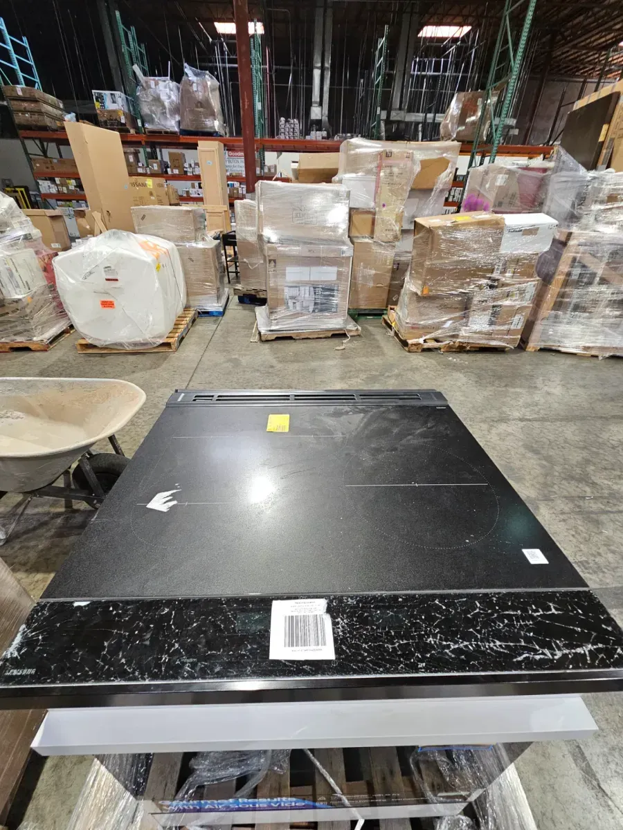 *** Reference photo *** Customer Reviews for Samsung Bespoke 30 in. 6.3 cu. ft. 4-Burner Element Smart Slide-In Induction Range in White Glass with Air Sous Vide - image 6