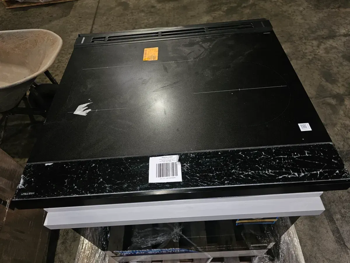 *** Reference photo *** Customer Reviews for Samsung Bespoke 30 in. 6.3 cu. ft. 4-Burner Element Smart Slide-In Induction Range in White Glass with Air Sous Vide - image 7