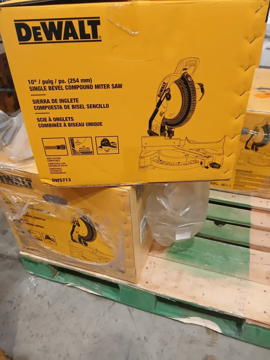 DEWALT 15 Amp Corded 10 in. Compound Single Bevel Miter Saw - image 2