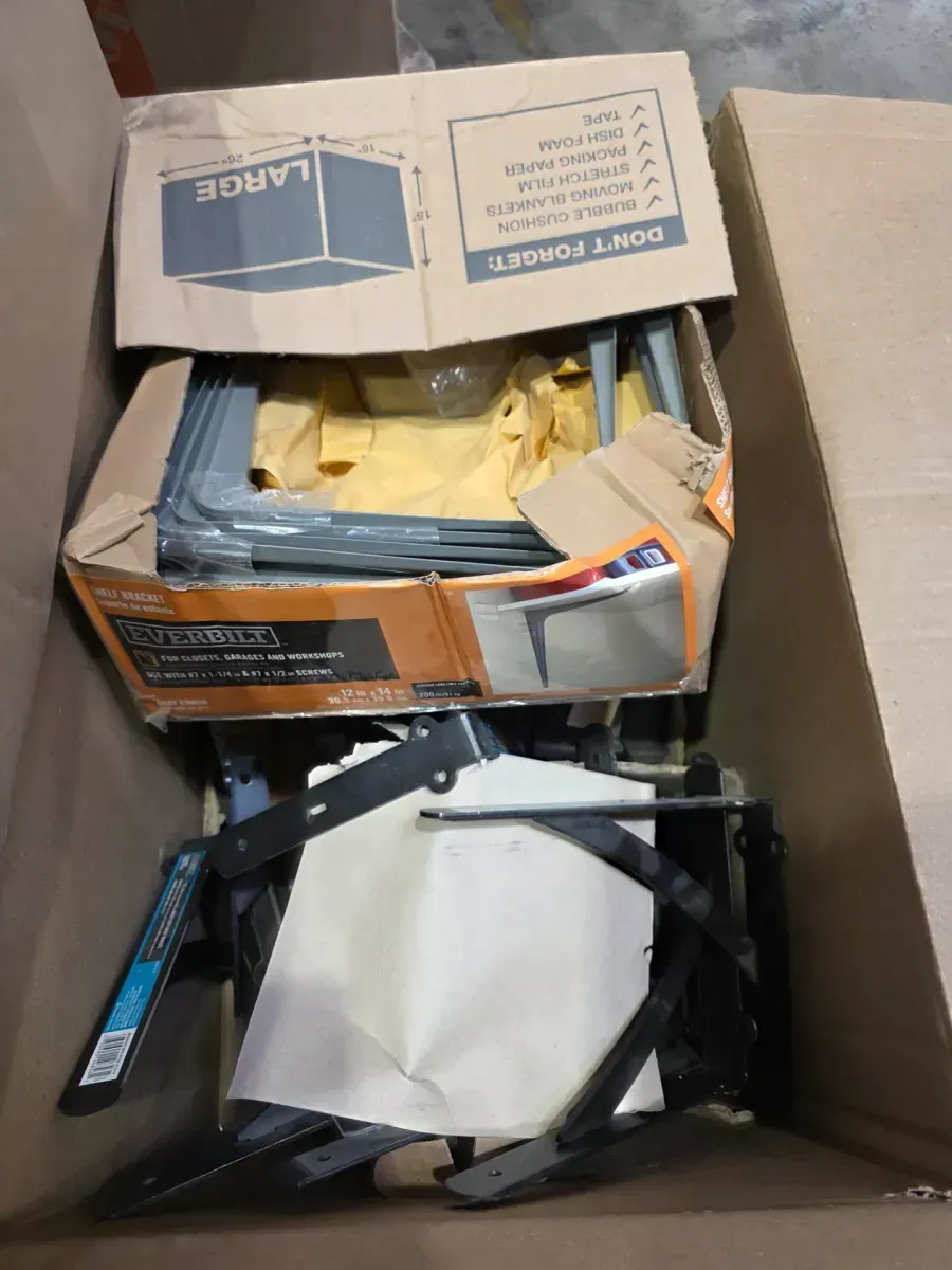 Pallet of 4 Large Home Depot Moving Boxes - Unmanifested Merchandise - image 3