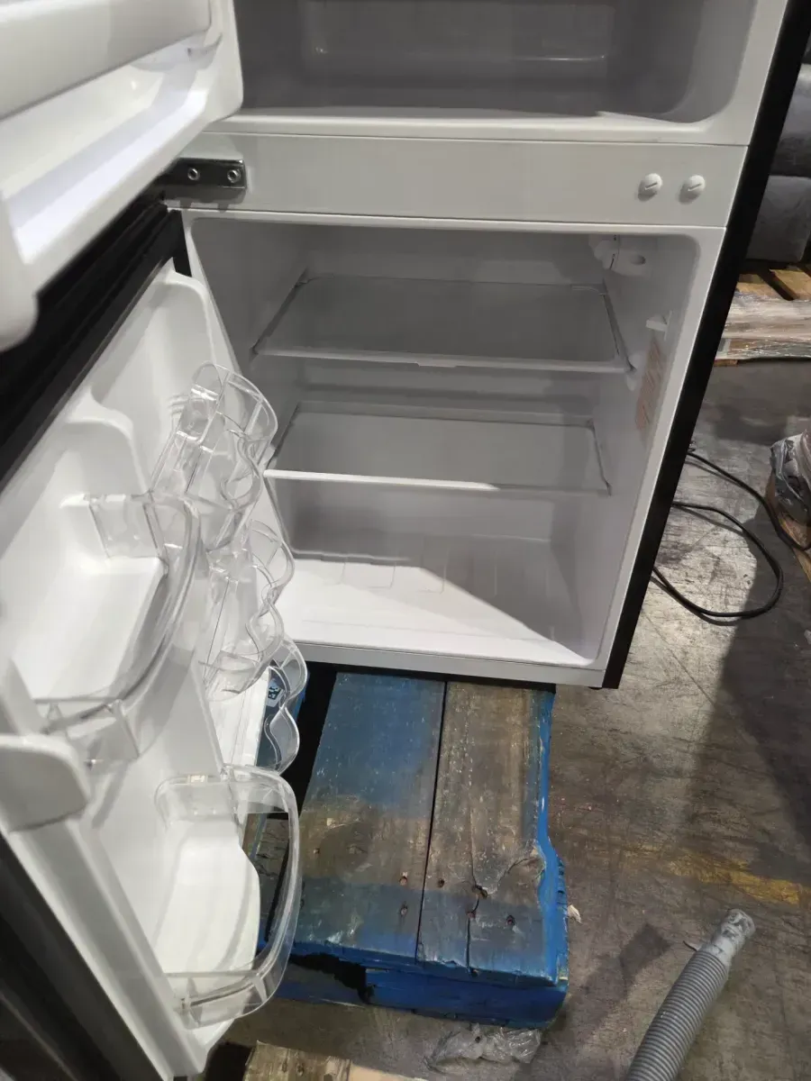 3.1 cu. ft. Mini Fridge in Stainless Look - image 4