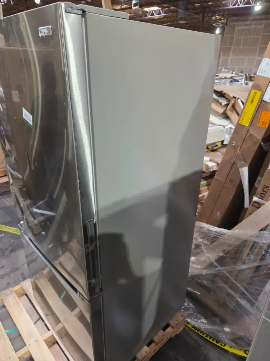 Vissani 30 in. 18.7 cu. ft. Bottom Freezer Refrigerator in Fingerprint Resistant Stainless Steel, Garage Ready - image 10