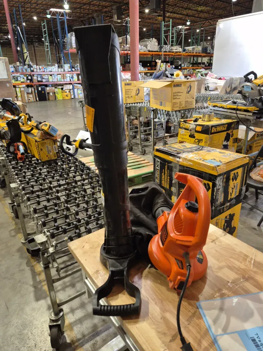 ***Not working ***12 AMP 230 MPH 385 CFM Corded Electric 3-In-1 Handheld Leaf Blower, Vacuum & Mulcher with Tool Free Switchover - image 2