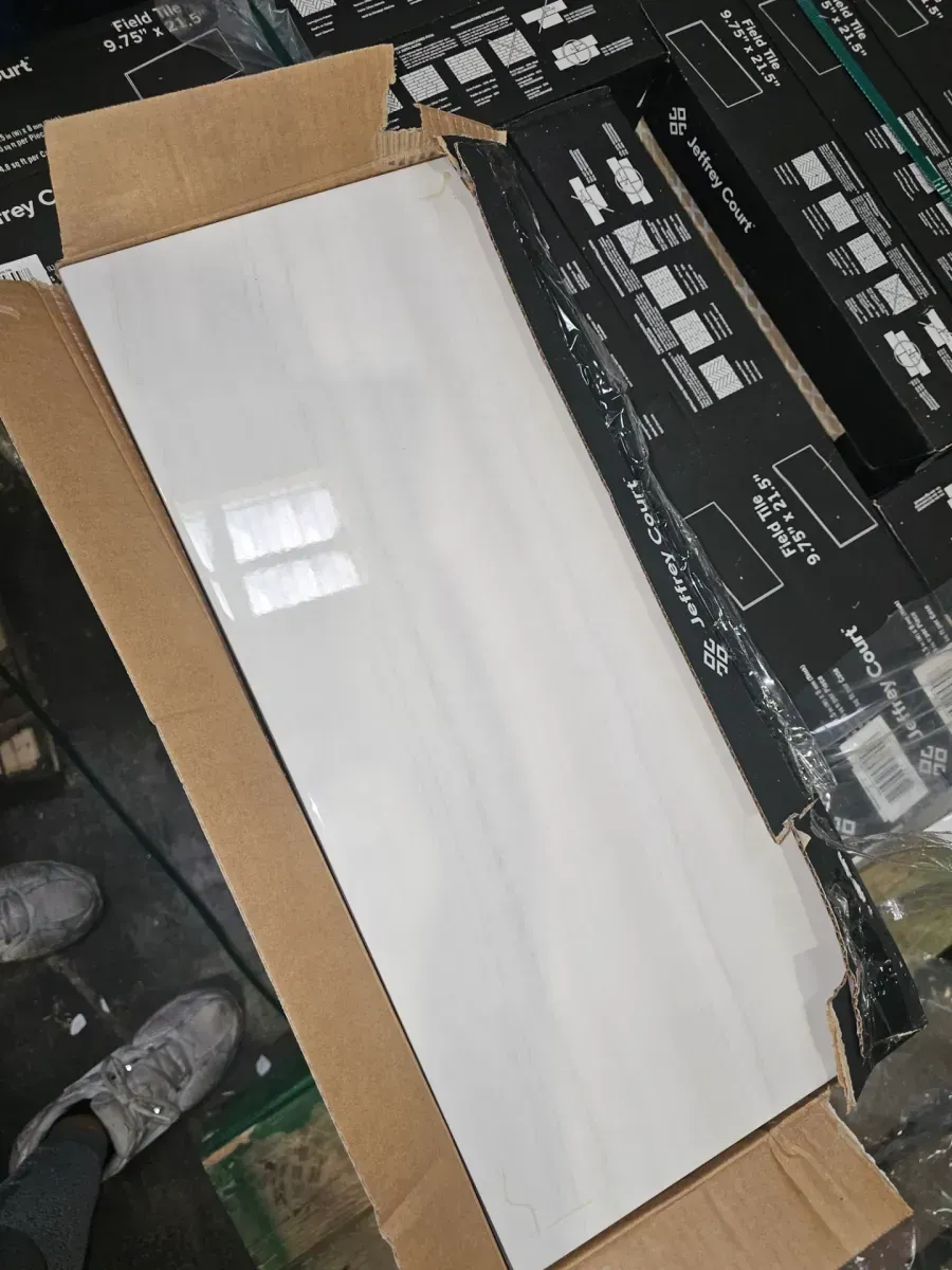 *** Back of 28 (414.4 sq.ft./Cases)*** Glossy Rapids White 10 in. x 22 in. Subway Gloss Ceramic Wall Tile (14.80 sq. ft. /Case) - image 2