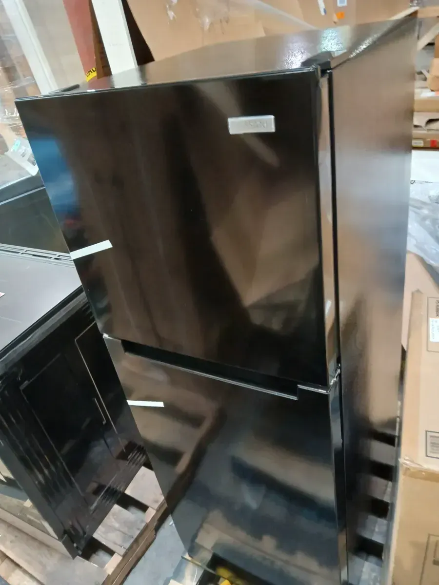 10.1 cu. ft. Top Freezer Refrigerator in Black, Garage Ready - image 2