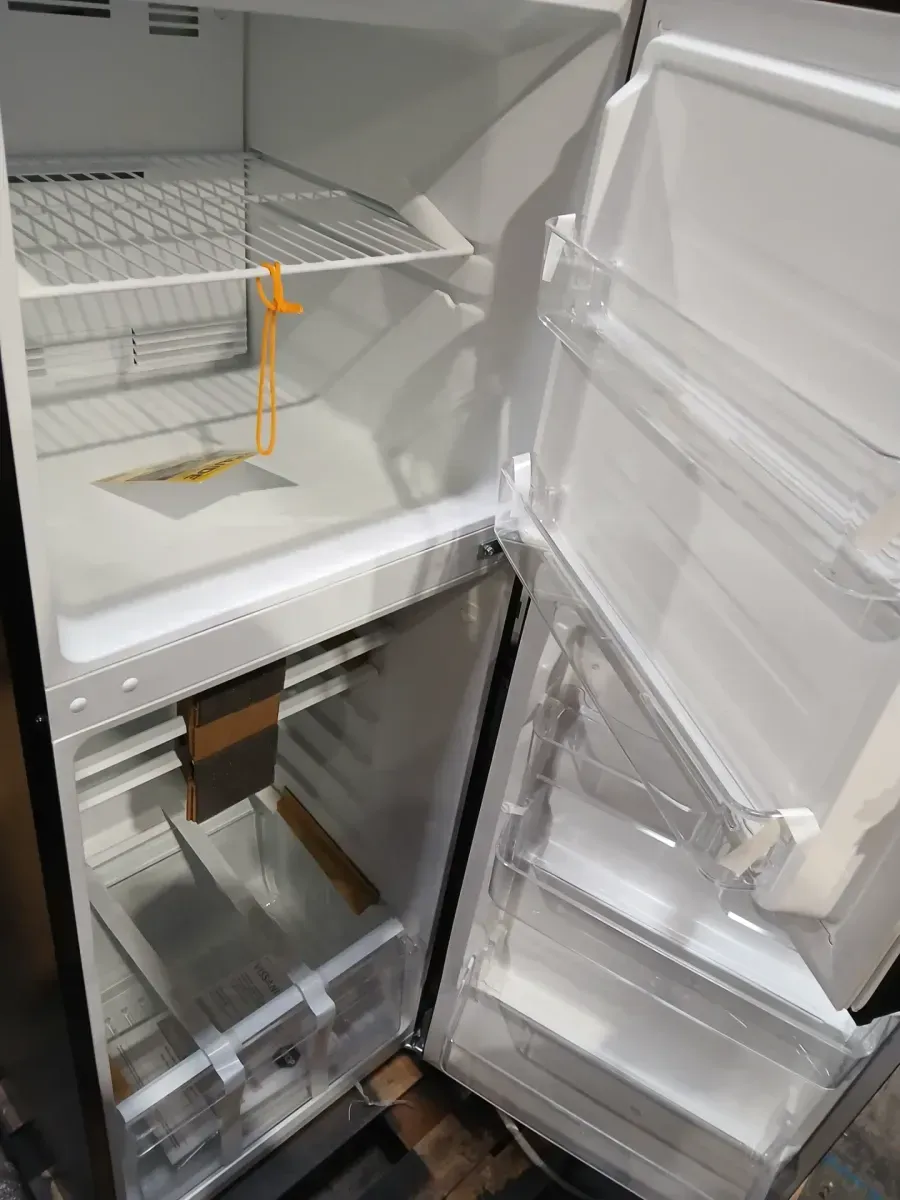 10.1 cu. ft. Top Freezer Refrigerator in Black, Garage Ready - image 8