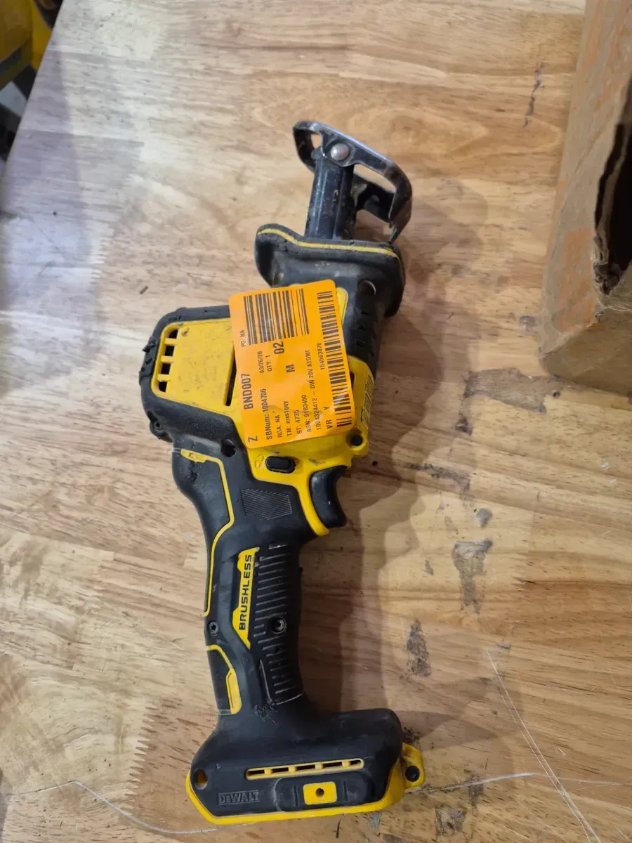 ATOMIC 20V MAX Cordless Brushless Compact Reciprocating Saw (Tool Only) - image 4