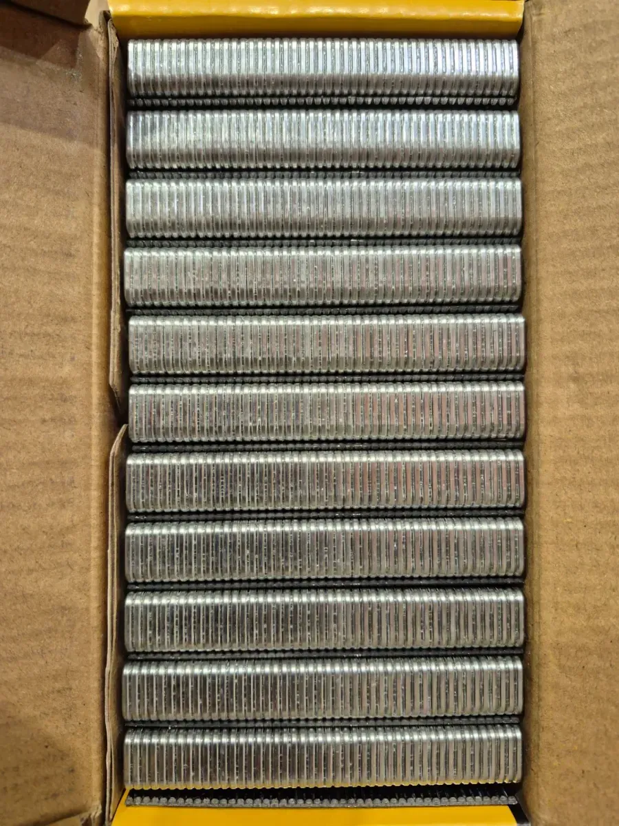 1/2 in. x 2 in.15.5-Gauge Crown Glue Collated Flooring Staple (1,000 per Box) - image 3