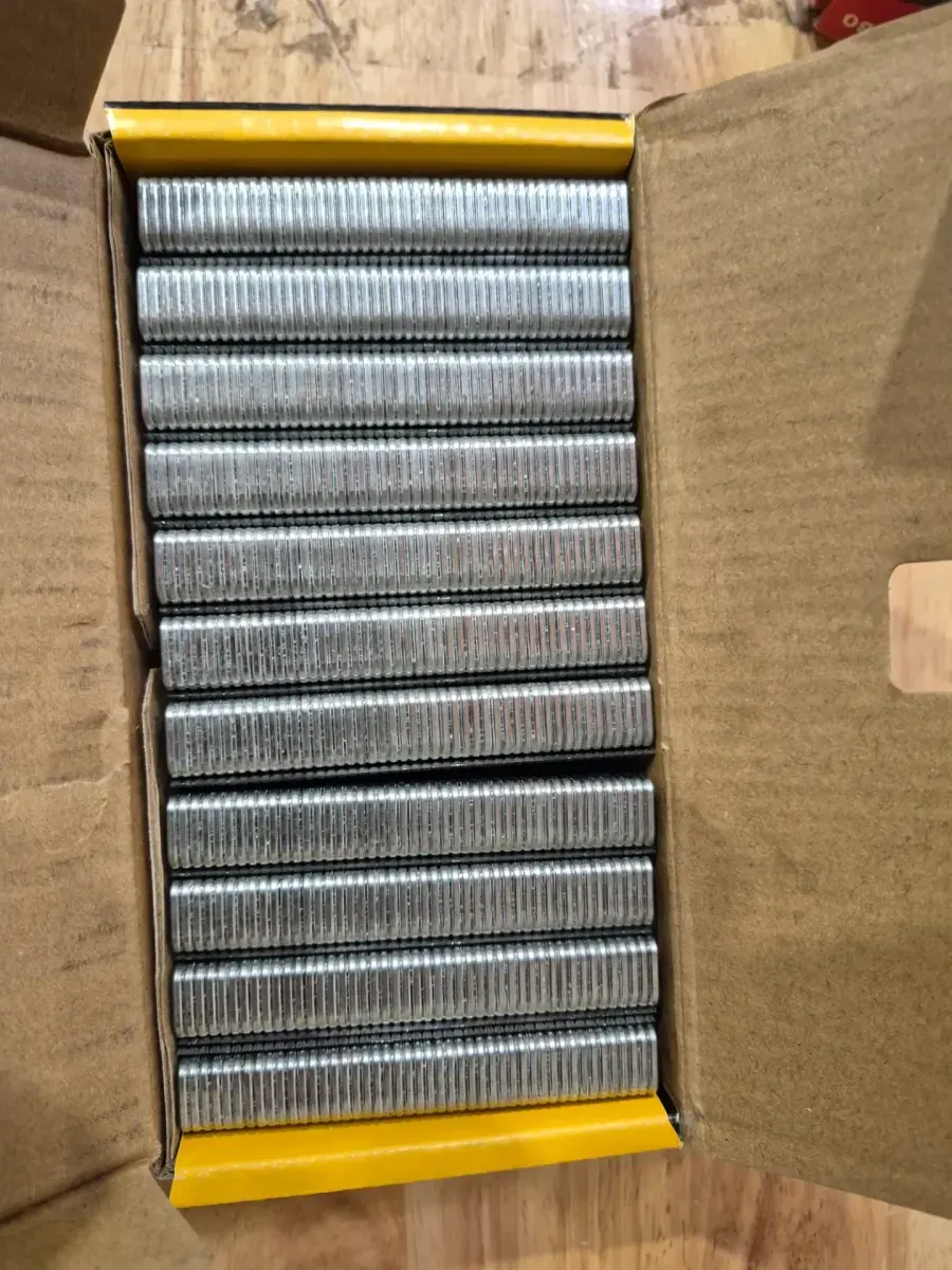 1/2 in. x 2 in.15.5-Gauge Crown Glue Collated Flooring Staple (1,000 per Box) - image 4