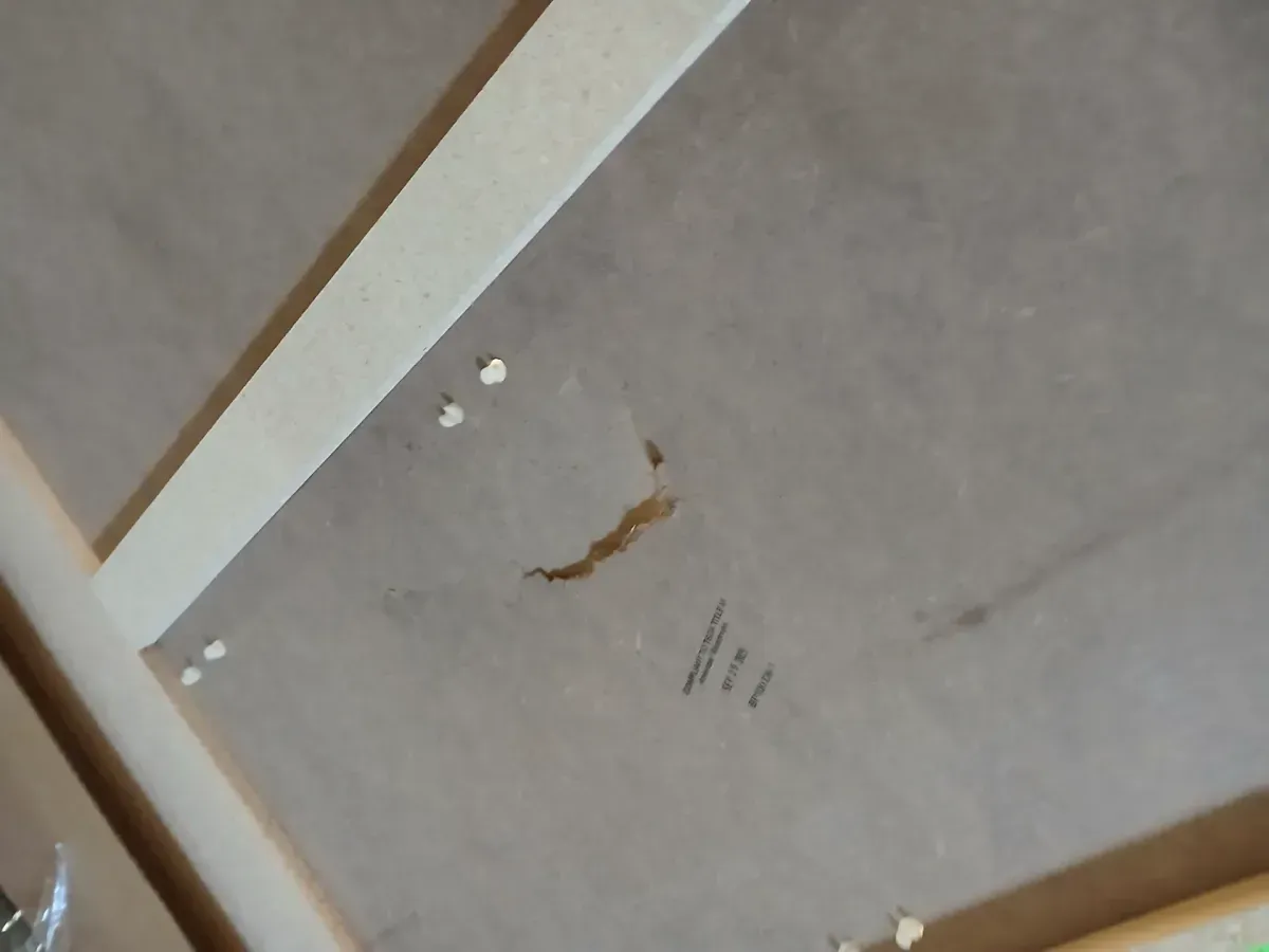 ***front bottom wood broken Canfield 48 in. W x 21 in. D x 33.5 in. H Bath Vanity Cabinet without Top in White Finish - image 6