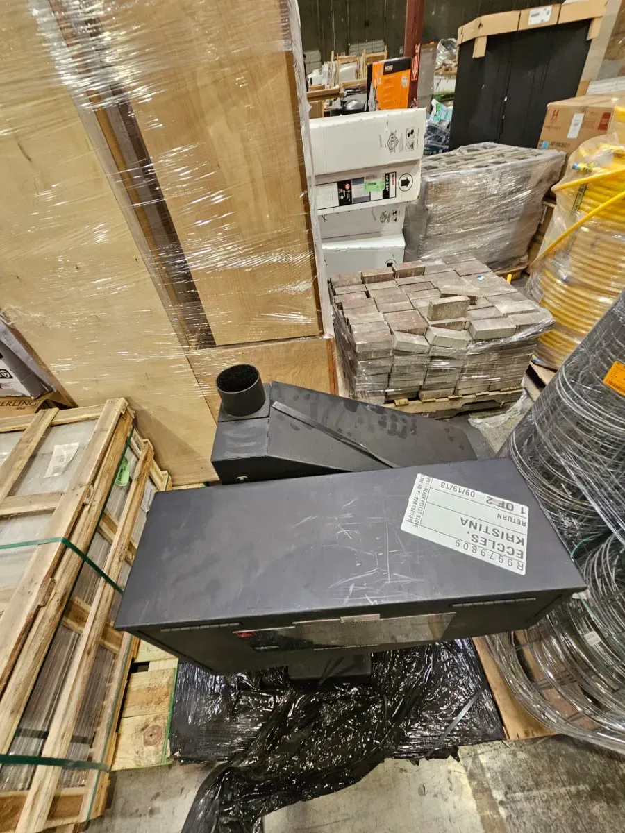 Modern Gravity-Fed Wood Pellet Stove - image 5