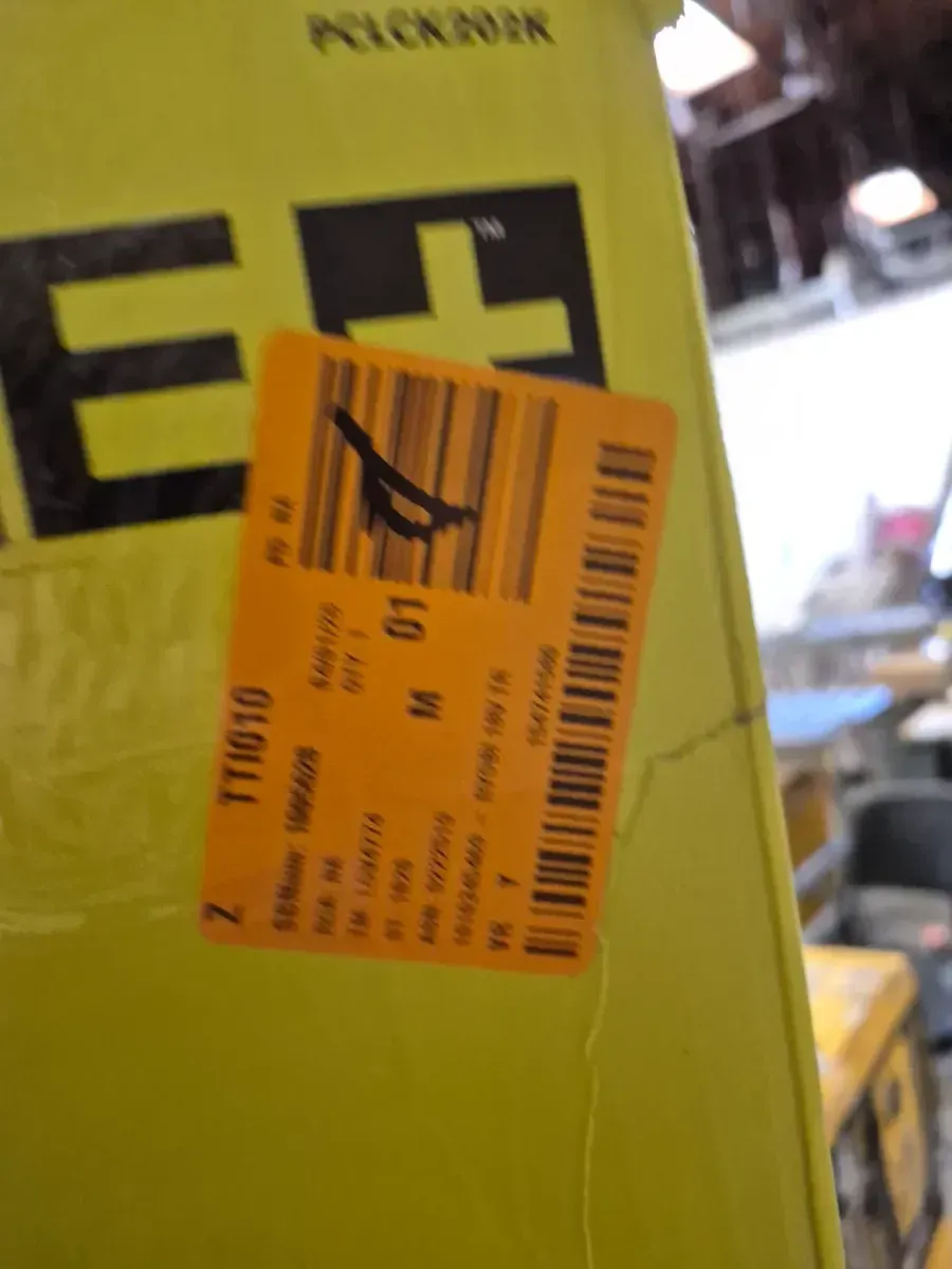 ONE+ 18V Cordless Battery String Trimmer/Edger and Jet Fan Blower Combo Kit (2-Tools) with 4.0 Ah Battery and Charger - image 3