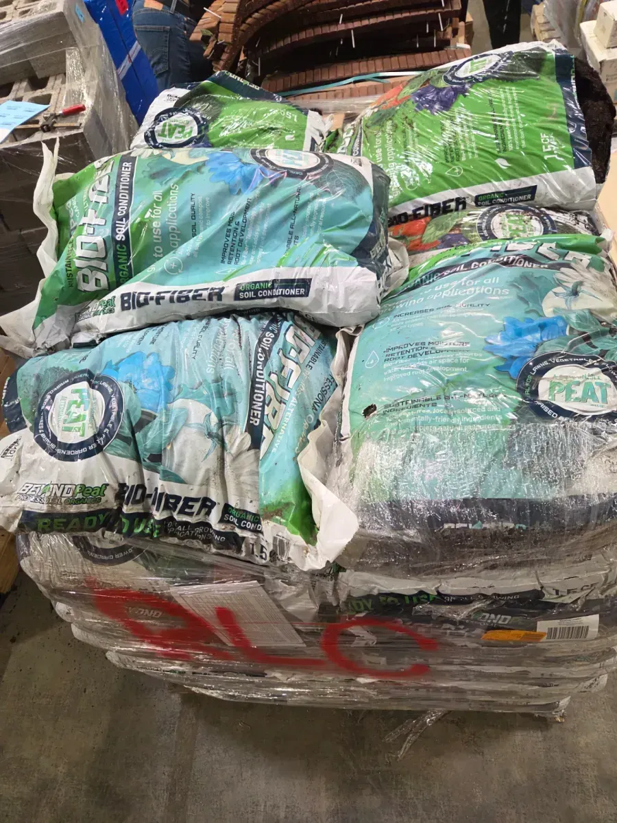 Pallet of Beyond Peat Bio-Fiber Organic Soil Conditioner, 1.5 cu. ft. - image 1