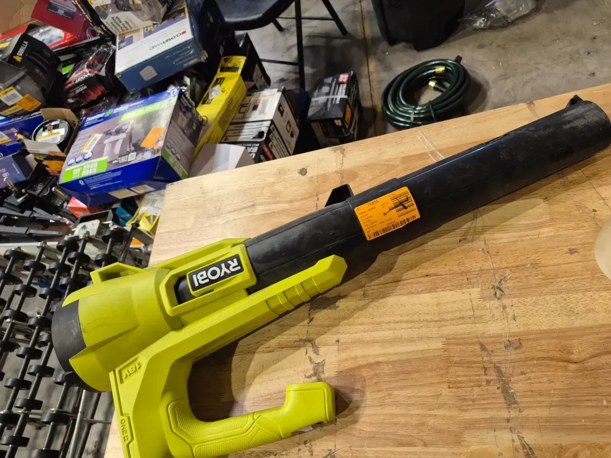 ONE+ 18V 90 MPH 250 CFM Cordless Battery Leaf Blower/Sweeper with 2.0 Ah Battery and Charger - image 3