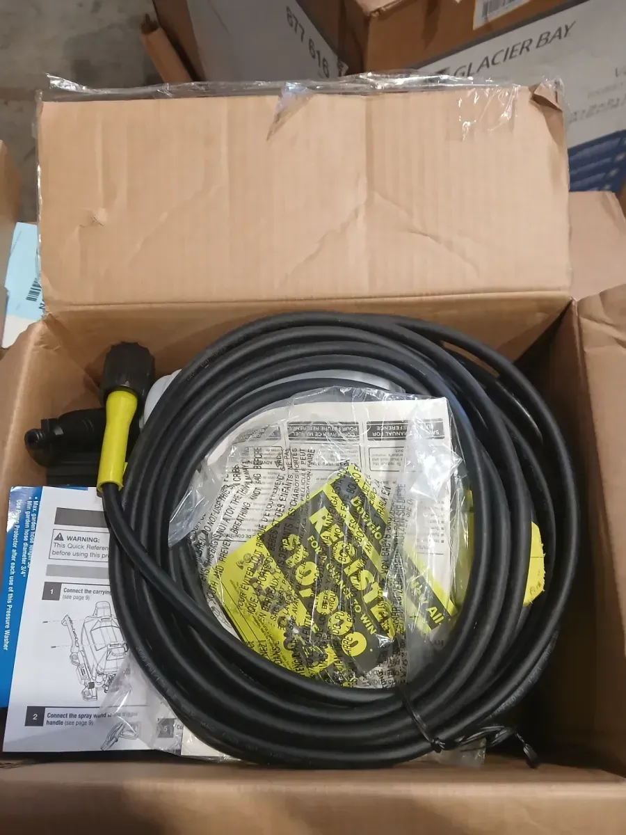 1800 PSI 1.2 GPM Cold Water Corded Electric Pressure Washer - image 3