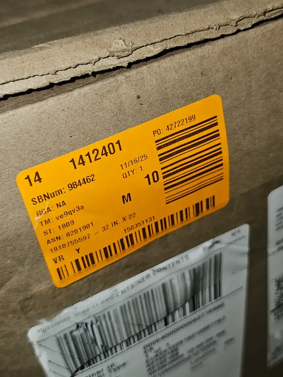 32 in. x 22 in. Black Freestanding Utility/Laundry Sink - image 5