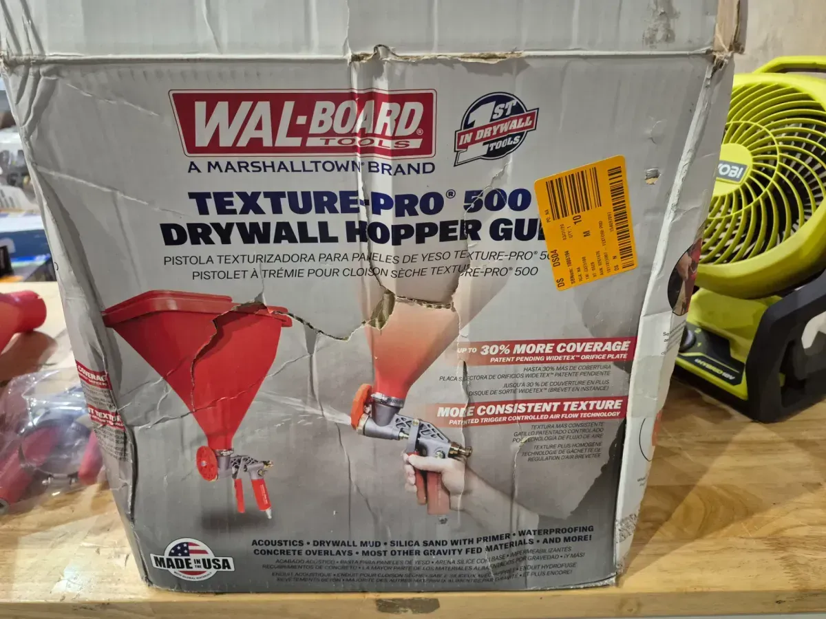 Texture Pro 500 1.75 gal. Hopper Gun Sprayer - image 3