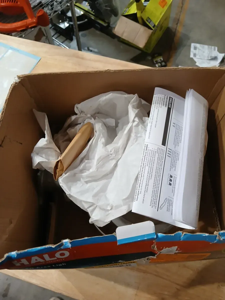 AL 65-Watt Equivalent Integrated LED Metallic Dusk to Dawn Area Light, 4000K - image 4