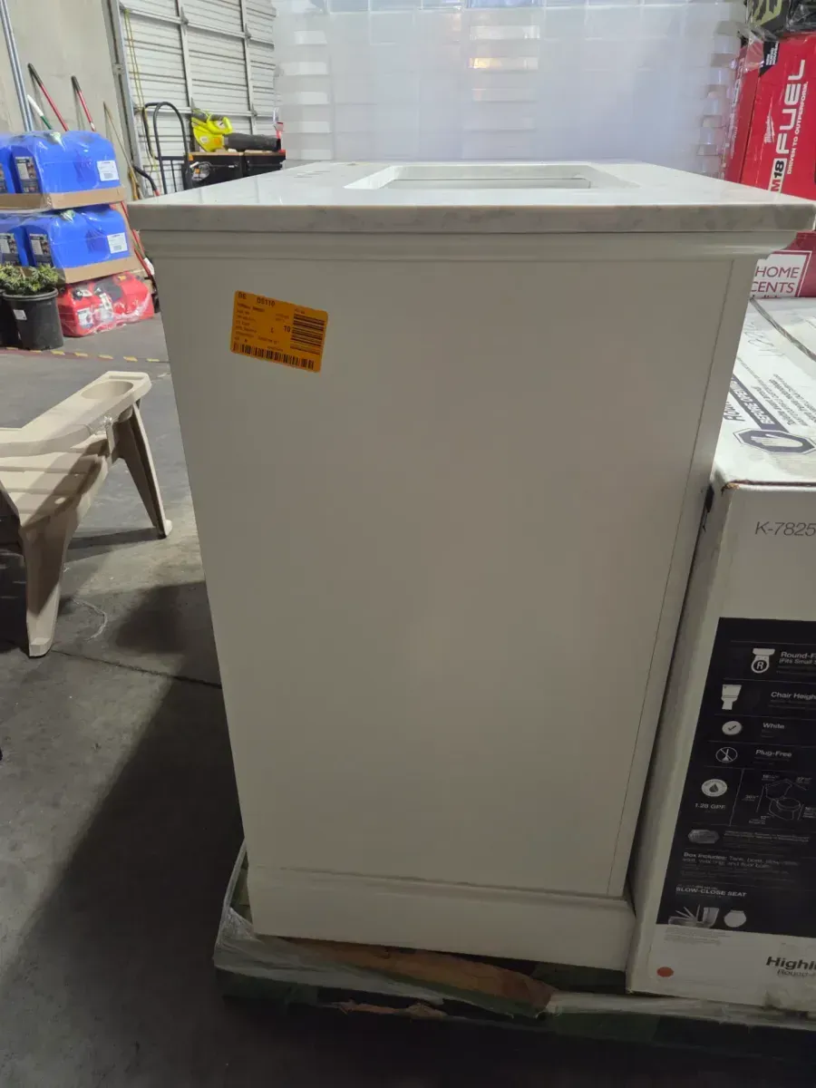 Doveton 30 in. Single Sink Freestanding White Bath Vanity with White Engineered Marble Top (Assembled) - image 3