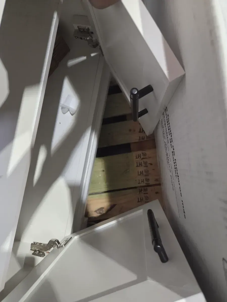 Doveton 30 in. Single Sink Freestanding White Bath Vanity with White Engineered Marble Top (Assembled) - image 8