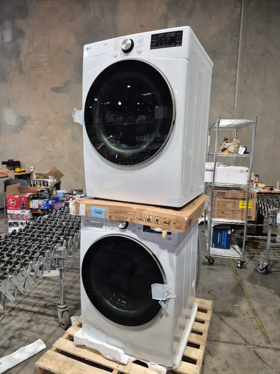 LG WM4000HWA 4.5 cu. ft. Ultra Large Capacity Smart Front Load Washer with Steam and TurboWash 360 Technology - image 6