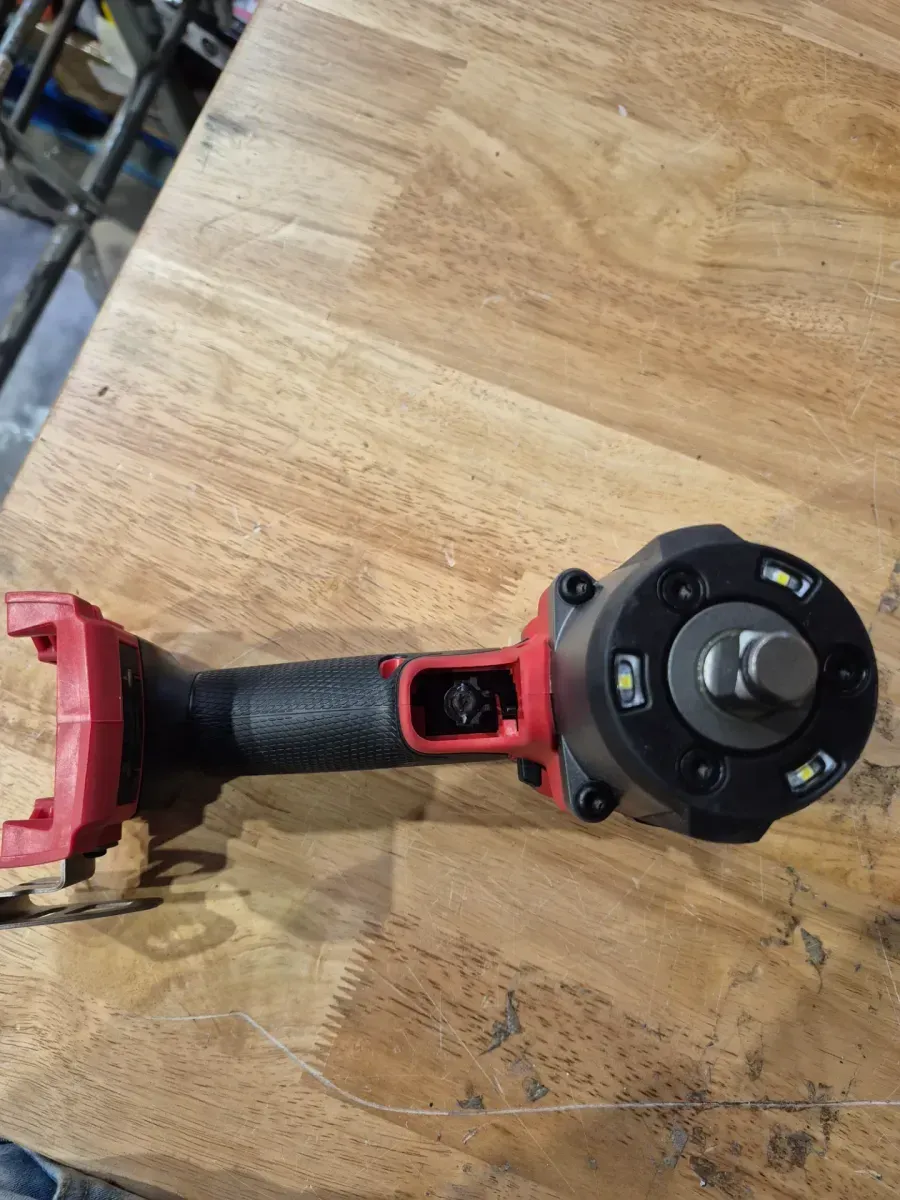 Milwaukee M18 FUEL 1/2 in. Mid-Torque Impact Wrench (Tool Only) - image 2