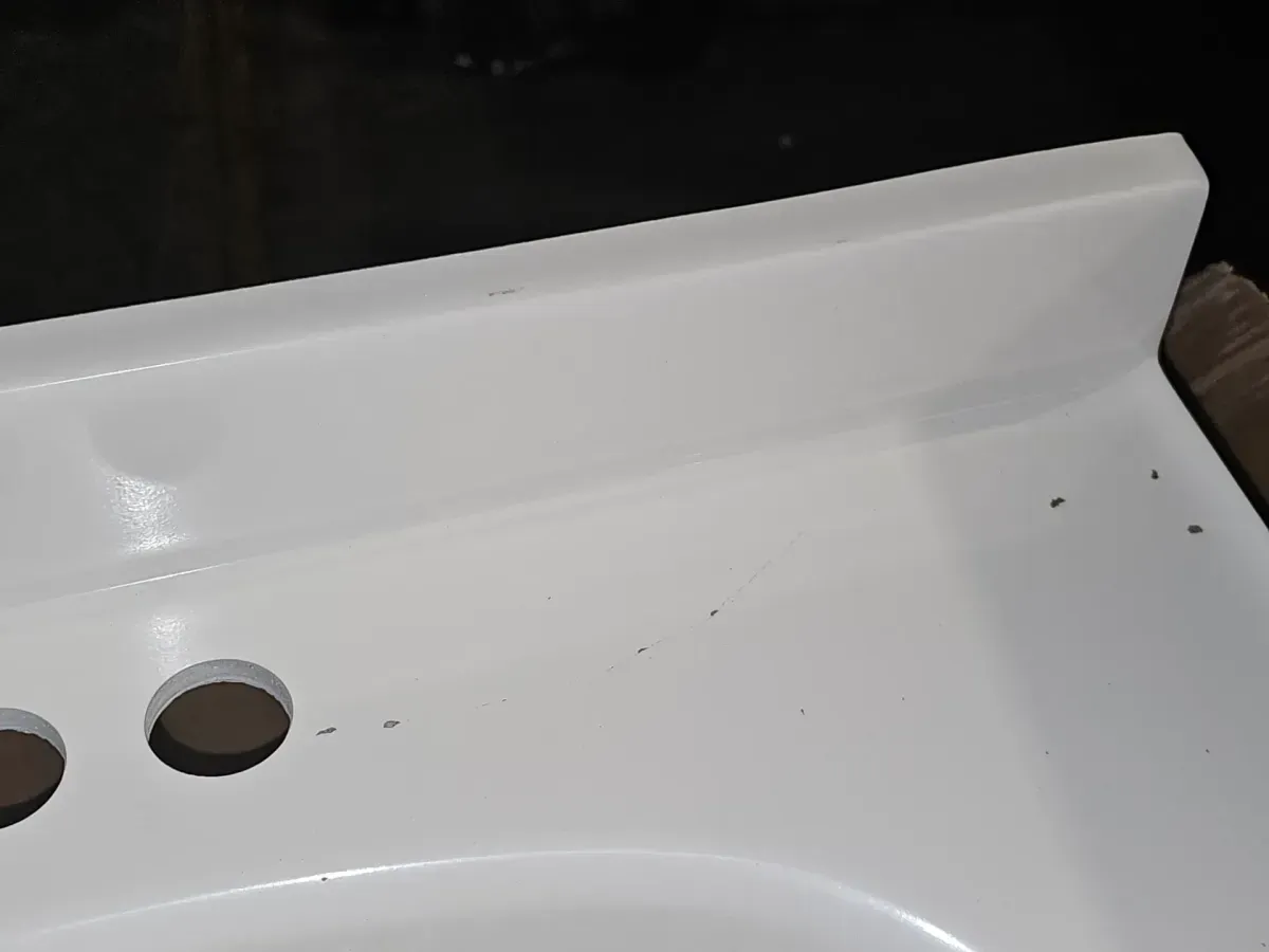 25 in. W x 19 in. D Cultured Marble Vanity Top in White with White Rectangular Single Sink - image 4