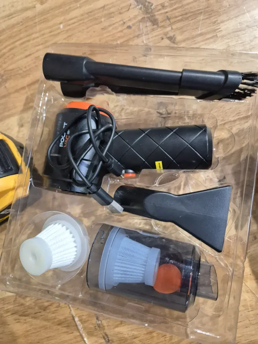 16-Volt Max Cordless Lithium DustBuster Hand Vacuum - image 1